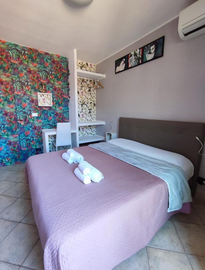 Casa Vacanze Isolotto 이솔라델펨미네 외부 사진