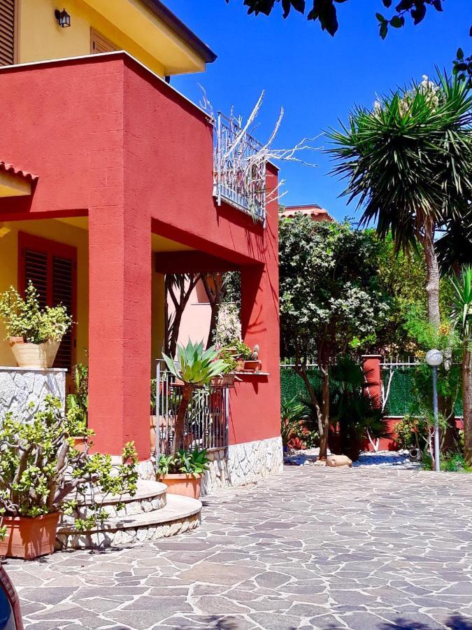 Casa Vacanze Isolotto 이솔라델펨미네 외부 사진