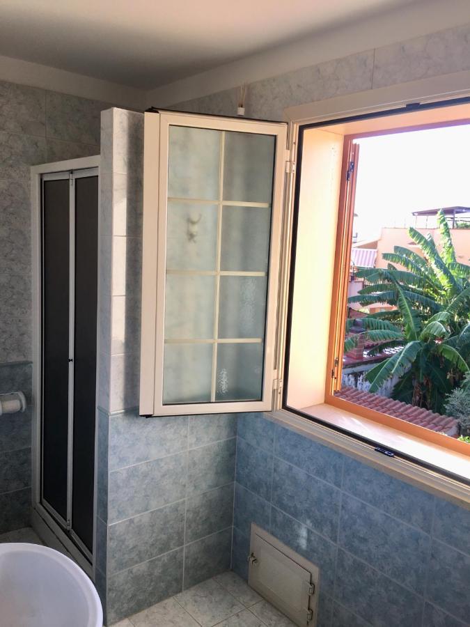 Casa Vacanze Isolotto 이솔라델펨미네 외부 사진